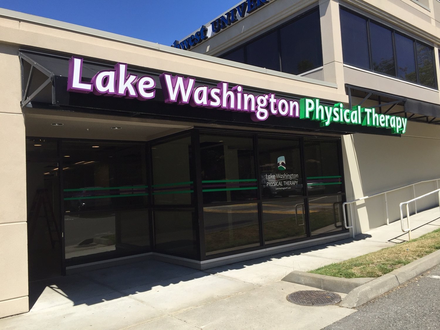 Downtown kirkland | 209 kirkland ave kirkland, wa 98033 | 425.629.3502 houghton | 6710 108th ave ne kirkland, wa 98033 | 425.979.7445 kenmore | 6704 ne 181st st suite 101 kenmore, wa 98028 | 425.419.4363 redmond | 15932 redmond way suite 102 redmond, wa 98052 | 425.636.8369 LWPT Houghton — Lake Washington Physical Therapy